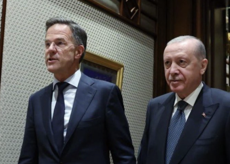 Rutte o ataku USA na Iran