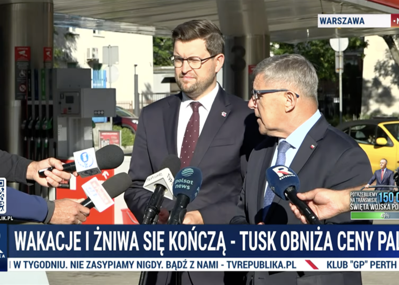 Posłowie Prawa i Sprawiedliwości Andrzej Śliwka i Zbigniew Kuźmiuk skrytykowali działania rządu dotyczące cen paliw