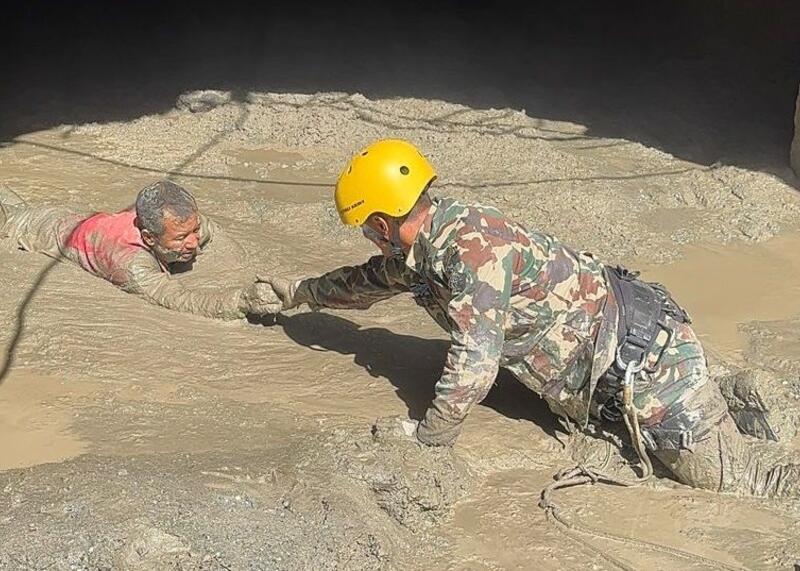 akcja ratunkowa w Nepalu
