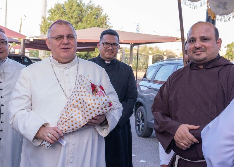 Katolicy na Bliskim Wschodzie w cieniu wojny. Bp Berardi: Naszą jedyną bronią jest modlitwa